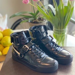 Gucci Leather Sneaker with Silver Horsebit